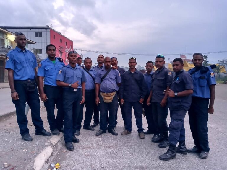 Lae Police Maintains Law and Order in the City