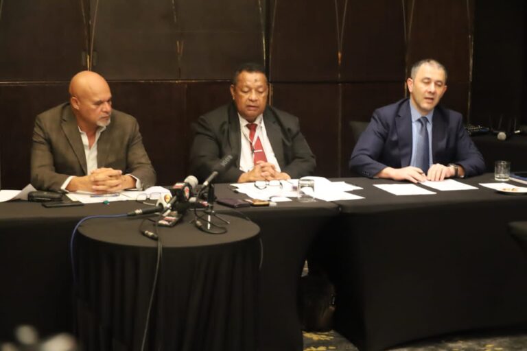 Penalization warning for companies paying below average