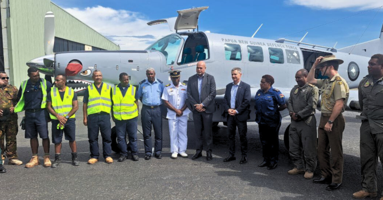 Four PNGDF Pilots Qualify PNGDF Pilots